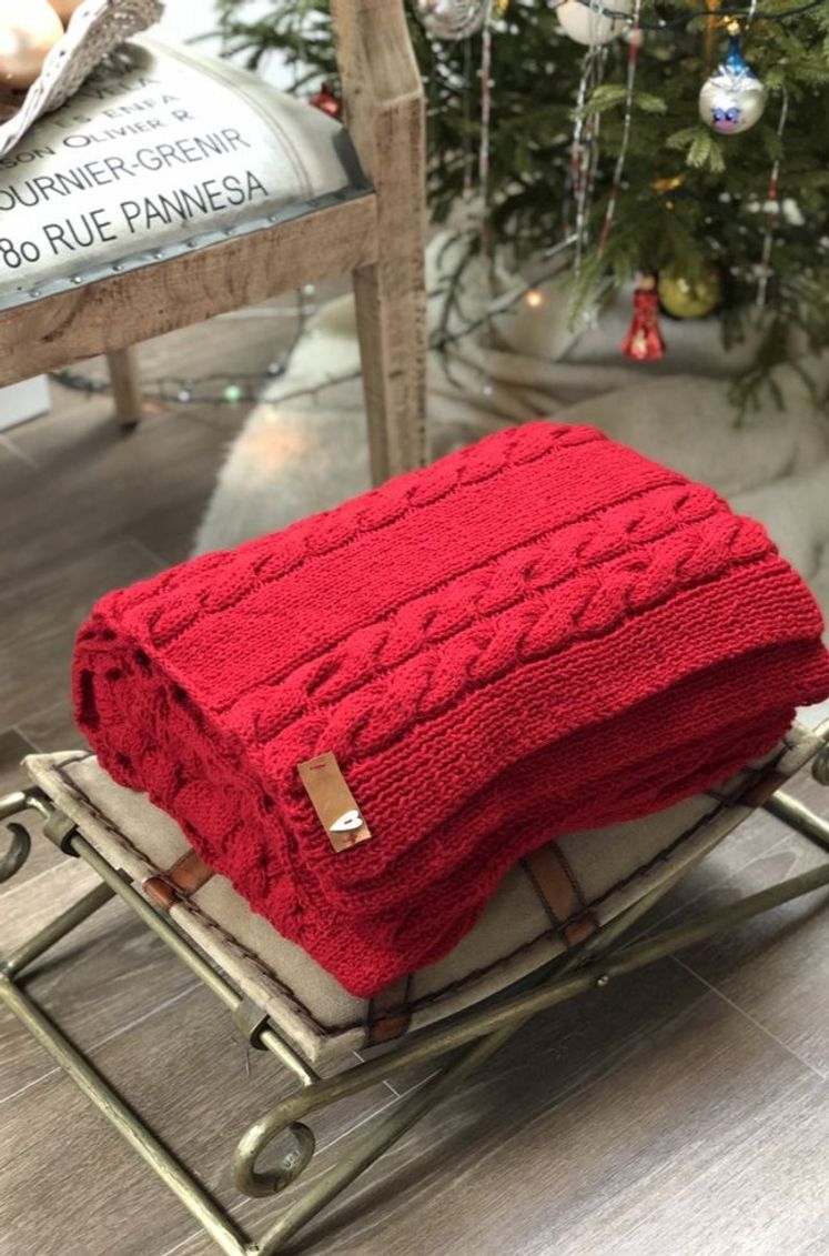 Топ-10 новогодних подарков👝
🎁 Свечи
🎁 Печенье с предсказаниями
🎁 Ночник-проектор звездного неба
🎁 Бомбы для ванны
🎁 Набор чая
🎁 Новогодние носки
🎁 Плед
🎁 Набор для ванны
🎁 Набор для глинтвейна
🎁 Насто... | Сетка — социальная сеть от hh.ru