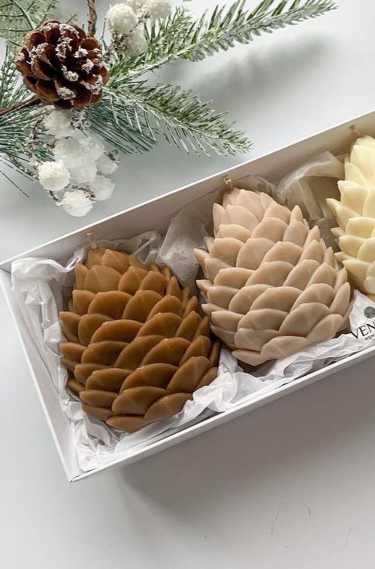 Топ-10 новогодних подарков👝
🎁 Свечи
🎁 Печенье с предсказаниями
🎁 Ночник-проектор звездного неба
🎁 Бомбы для ванны
🎁 Набор чая
🎁 Новогодние носки
🎁 Плед
🎁 Набор для ванны
🎁 Набор для глинтвейна
🎁 Насто... | Сетка — социальная сеть от hh.ru