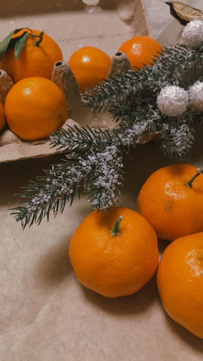 🎄 Мандариновое настроение уже бежит!!!
Уже вот вот...
а кто еще не купил? Бегите!🎄
Люблю ли я встречу Нового года?
Скорее-Да | Сетка — социальная сеть от hh.ru