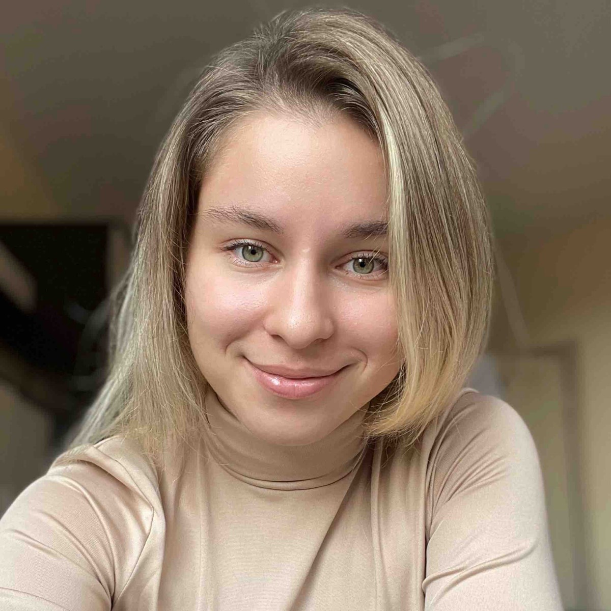 Елизавета Симонова | Сетка — социальная сеть от hh.ru