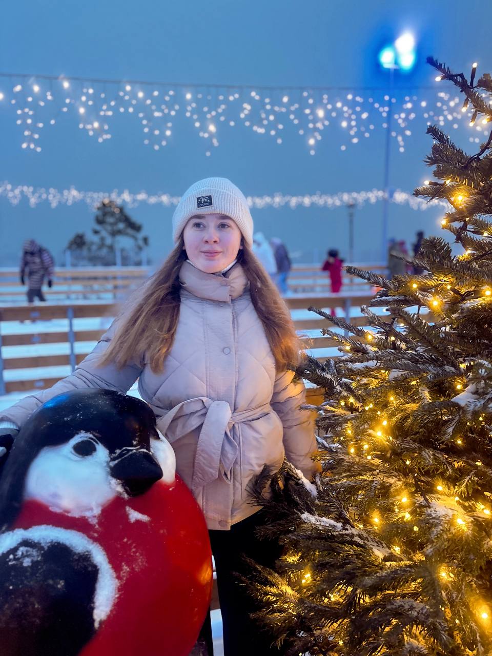 Поздравляю всех с наступающим Новым годом!
Вхожу в праздник и в Новый год со спокойной душой, без особых тревог, ведь я знаю постулат одного известного психолога⬇️
Его сформулировал Милтон Эриксон:
«Ч... | Сетка — социальная сеть от hh.ru