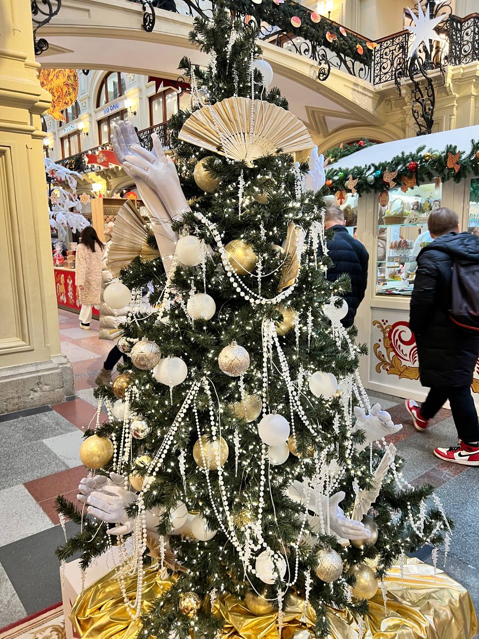 Поздравляю всех с наступающим Новым годом и Рождеством 🎄✨✨
Желаю крепкого здоровья, счастья, благополучия, изобилия | Сетка — социальная сеть от hh.ru