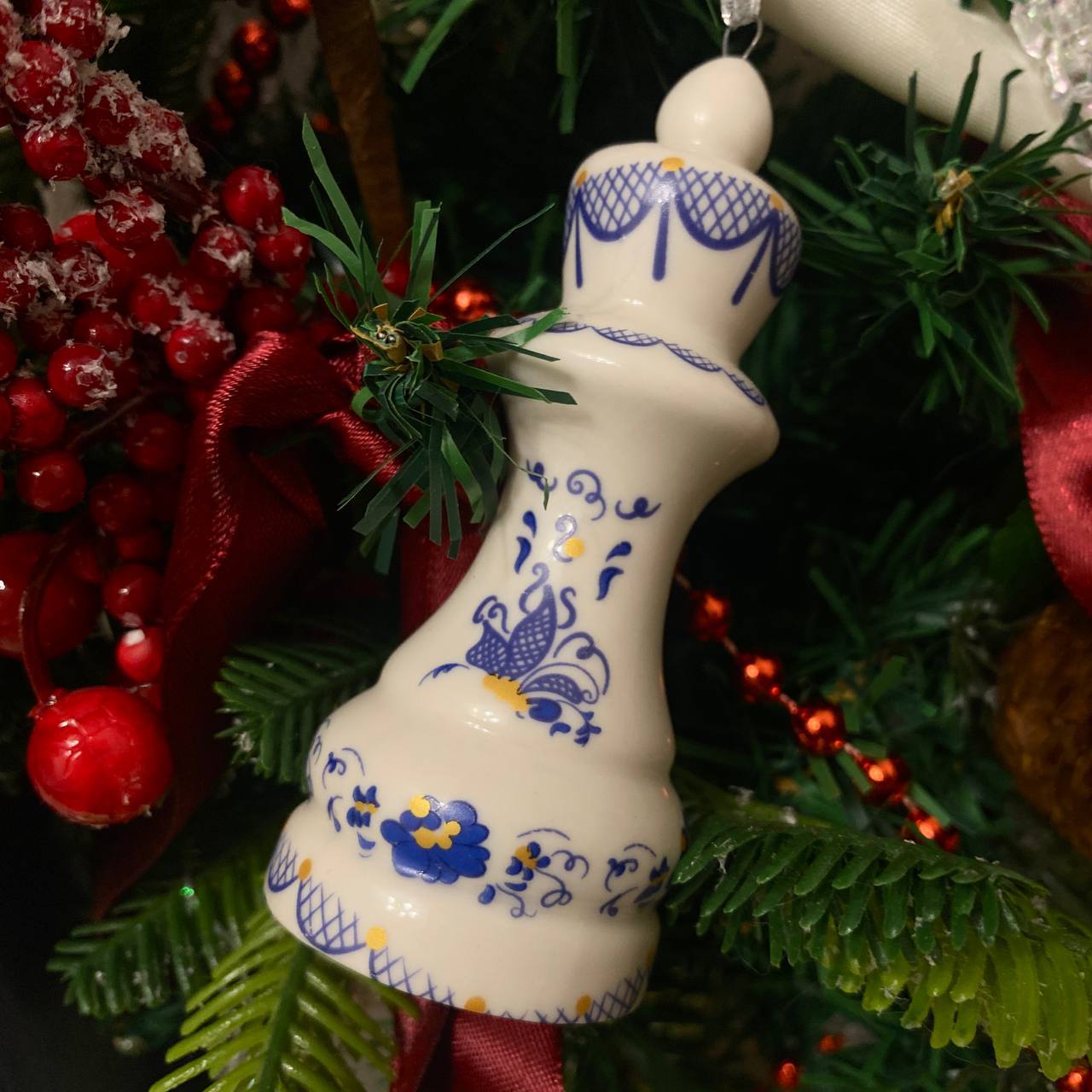 Поздравляем всех — наших учеников, их родителей, коллег и близких людей с праздником ✨
С Новым годом, дорогие друзья! | Сетка — социальная сеть от hh.ru