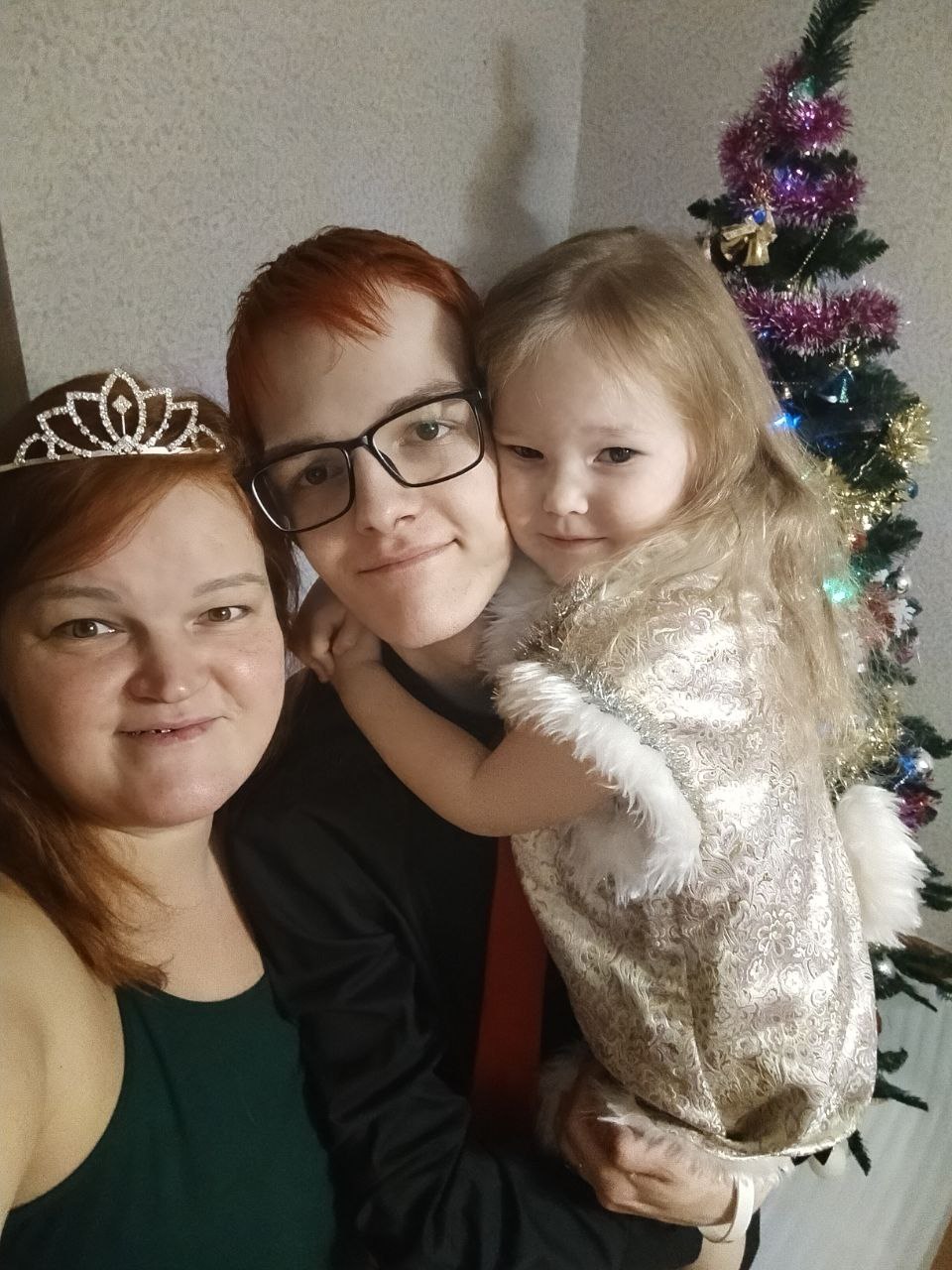 Приехал сынок❤️
Мы с Лизой радые🤗🥰🌟❤️ | Сетка — социальная сеть от hh.ru