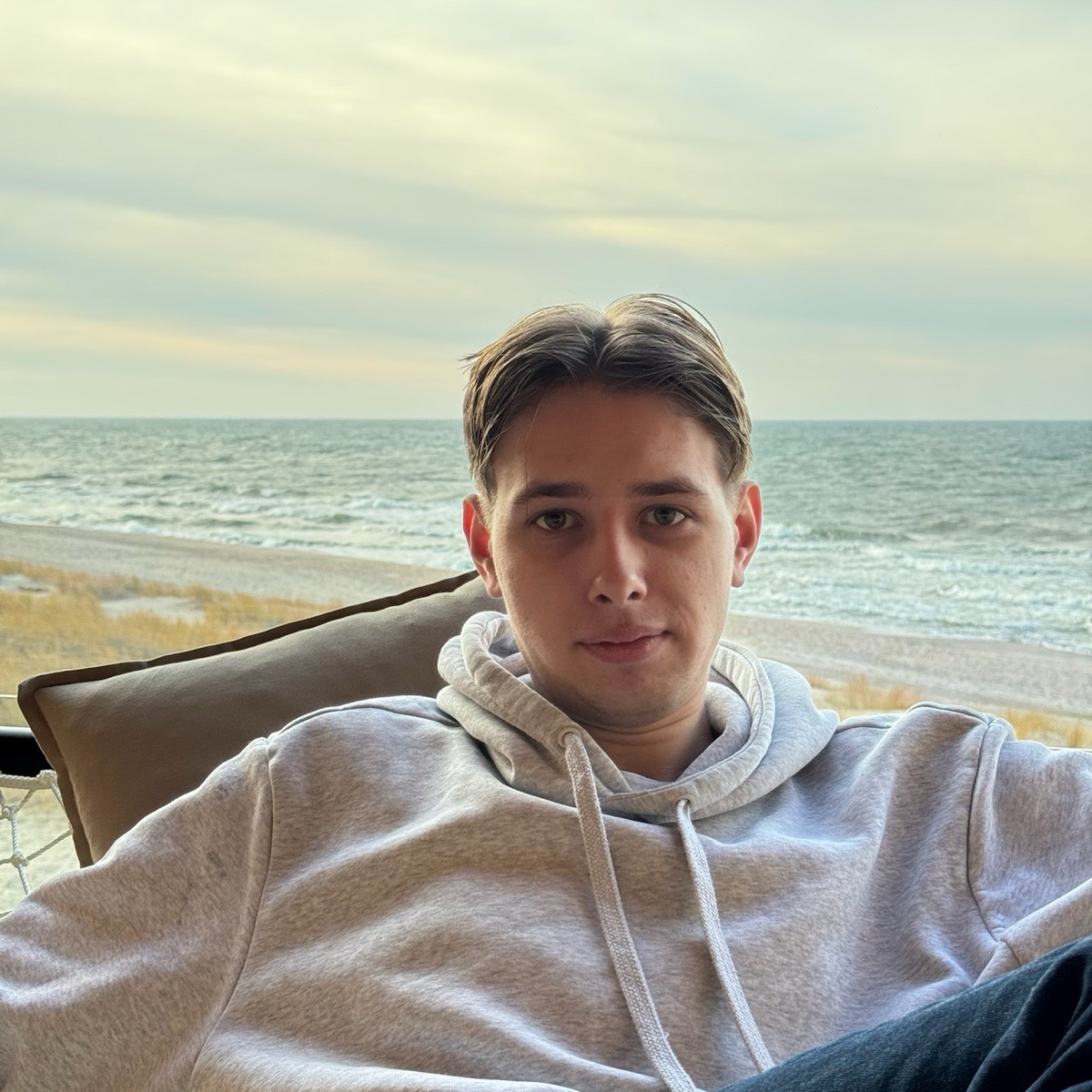 Aleksandr Sazonov | Сетка — социальная сеть от hh.ru