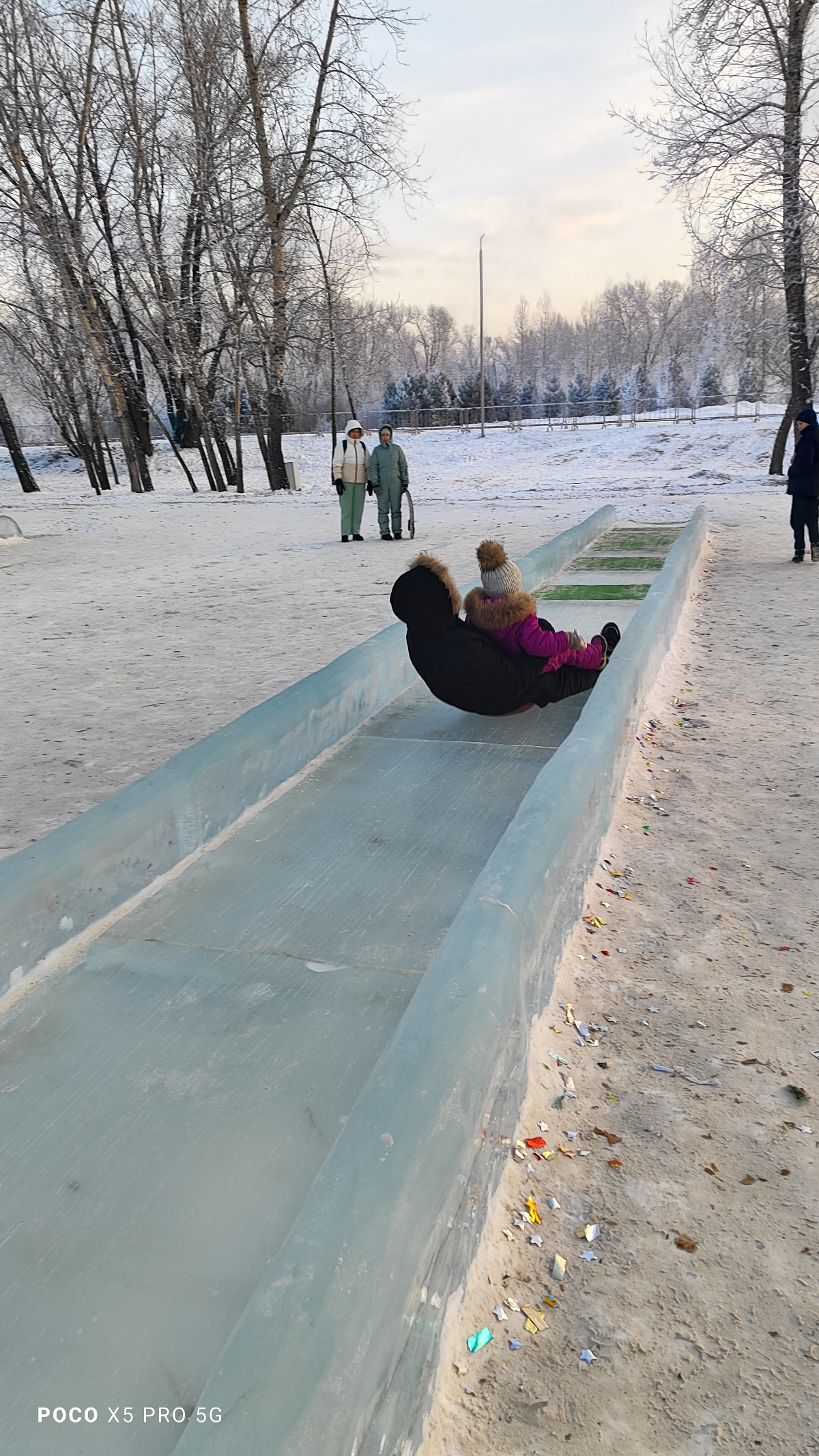 А как у вас проходят праздники?
Делись в комментариях.
Хочешь упростить рутину бухгалтерии?
Забирай 15 бесплатных сервисов для вашего бизнеса.
https://t.me/TsEvgen1bot | Сетка — социальная сеть от hh.ru