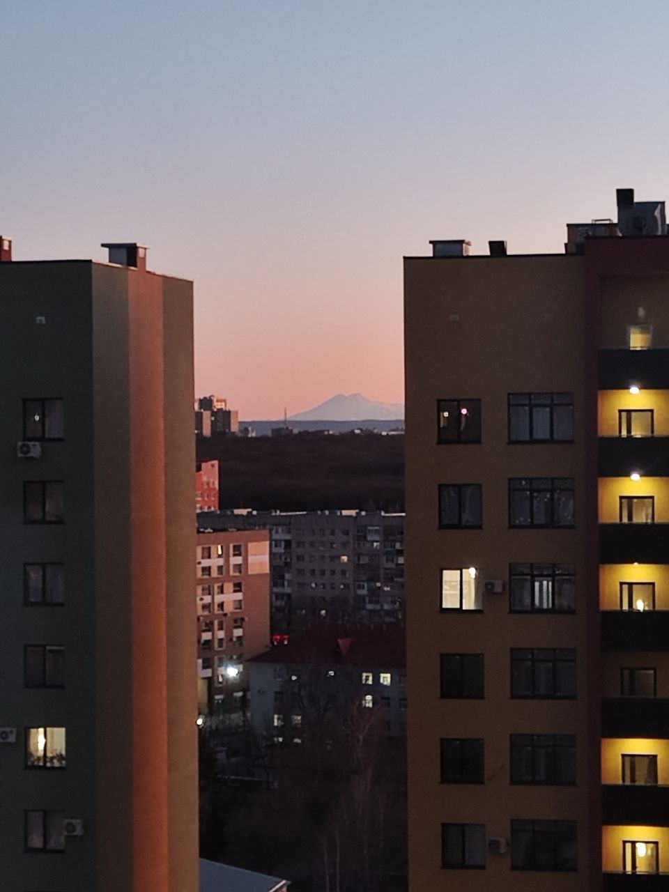 Вид на Эльбрус с Кулакова
@stavropolyevibe | Сетка — социальная сеть от hh.ru