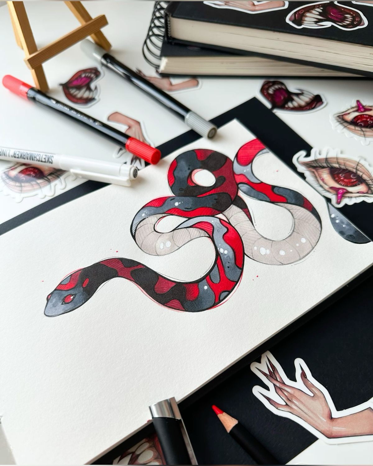 🐍2025: Эпоха борьбы брендов и дофаминовой упаковки
🪄На календаре 2025 год, и пока большинство наслаждается праздничными каникулами, мы, маркетологи, уже погружаемся в разработку стратегий на ближайшие... | Сетка — социальная сеть от hh.ru