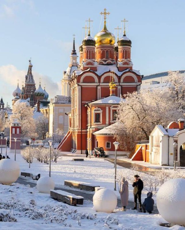 Красота в Москве 😍
📲Подпишитесь наВдвижении | Сетка — социальная сеть от hh.ru