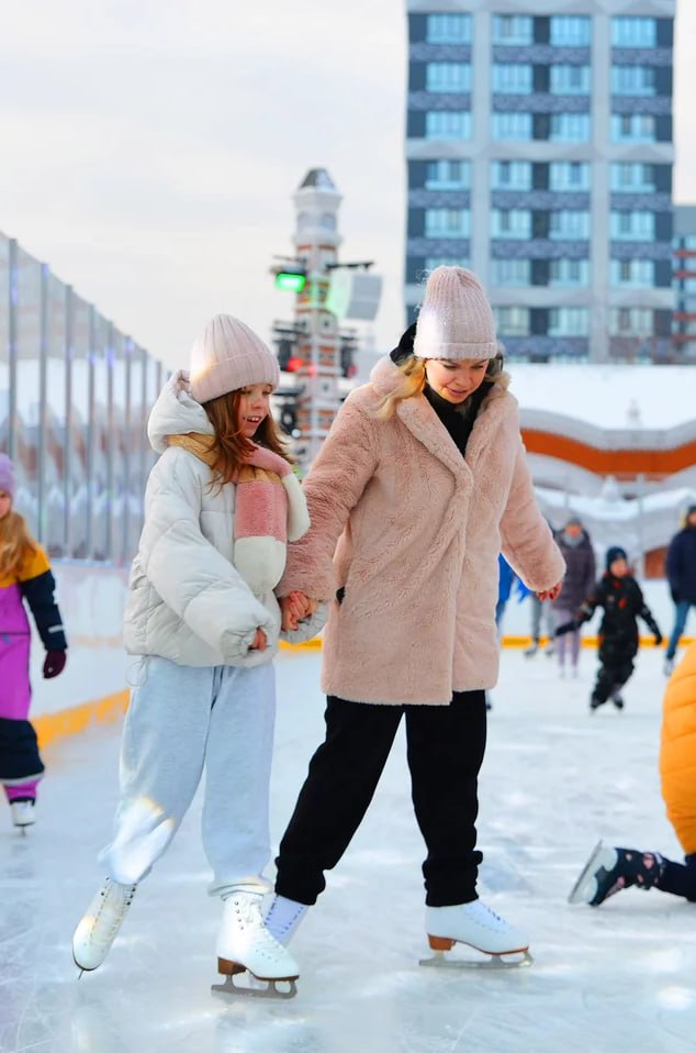🍭Бесплатные катки проекта «Московские сезоны»:
🩷Площадь Революции
🩷Новые Черемушки, ул. Профсоюзная, вл. 41
🩷Коптево, Коптевский бульвар, вл. 18 (парк «Бригантина»)
🩷Марьино, ул. Перерва, вл | Сетка — социальная сеть от hh.ru