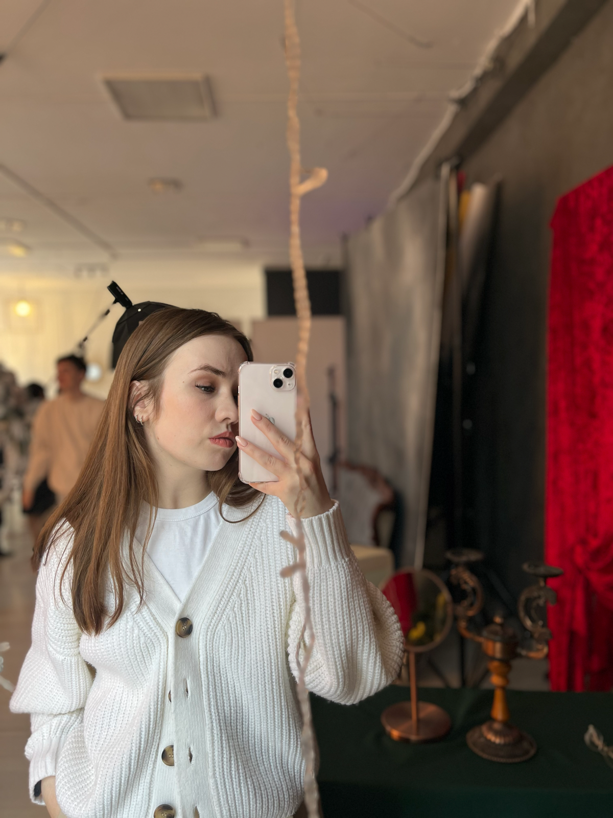 Почему SMM должен стоить дорого❓
Давайте разберемся! Работы по SMM — это не просто публикация постов, это ваш ключ к успеху!
В чем заключается работа?
1️⃣ Анализ рынка и аудитории – это глубокое поним... | Сетка — социальная сеть от hh.ru