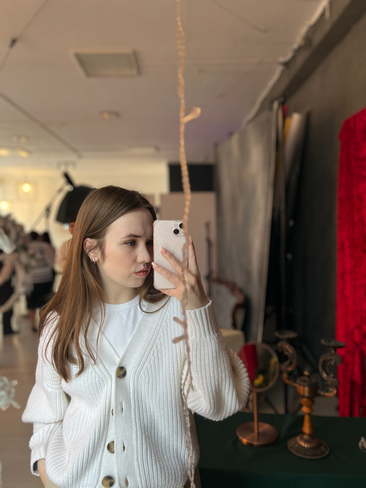 Почему SMM должен стоить дорого❓
Давайте разберемся! Работы по SMM — это не просто публикация постов, это ваш ключ к успеху!
В чем заключается работа?
1️⃣ Анализ рынка и аудитории – это глубокое поним... | Сетка — социальная сеть от hh.ru