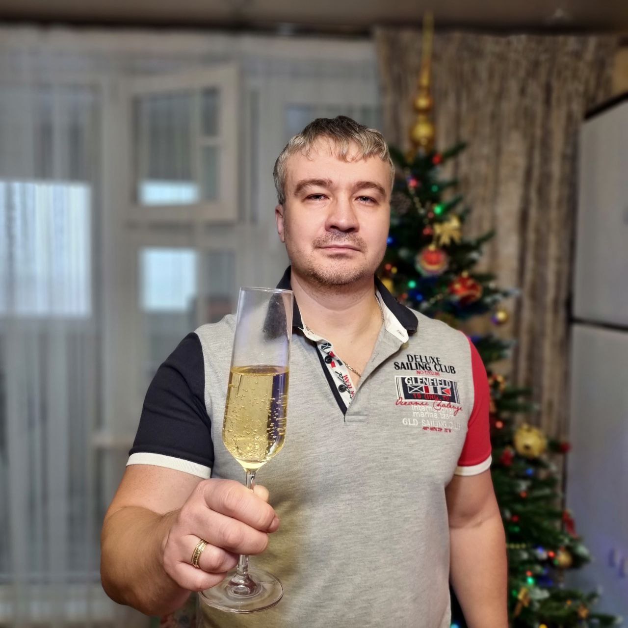 🎯 Моё публичное обещание по целям на 2025 год!
Новогодние каникулы подошли к своей середине, народ отдыхает изо всех сил, а я решил поделиться планами на 2025 год | Сетка — социальная сеть от hh.ru