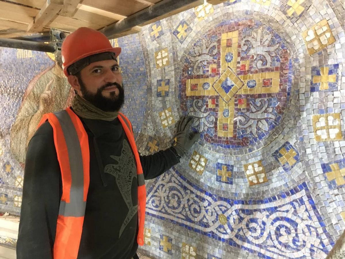 Новогоднее чудо в Херсонесе  
Привет, друзья! Год назад моя жизнь изменилась благодаря настоящему чуду | Сетка — социальная сеть от hh.ru