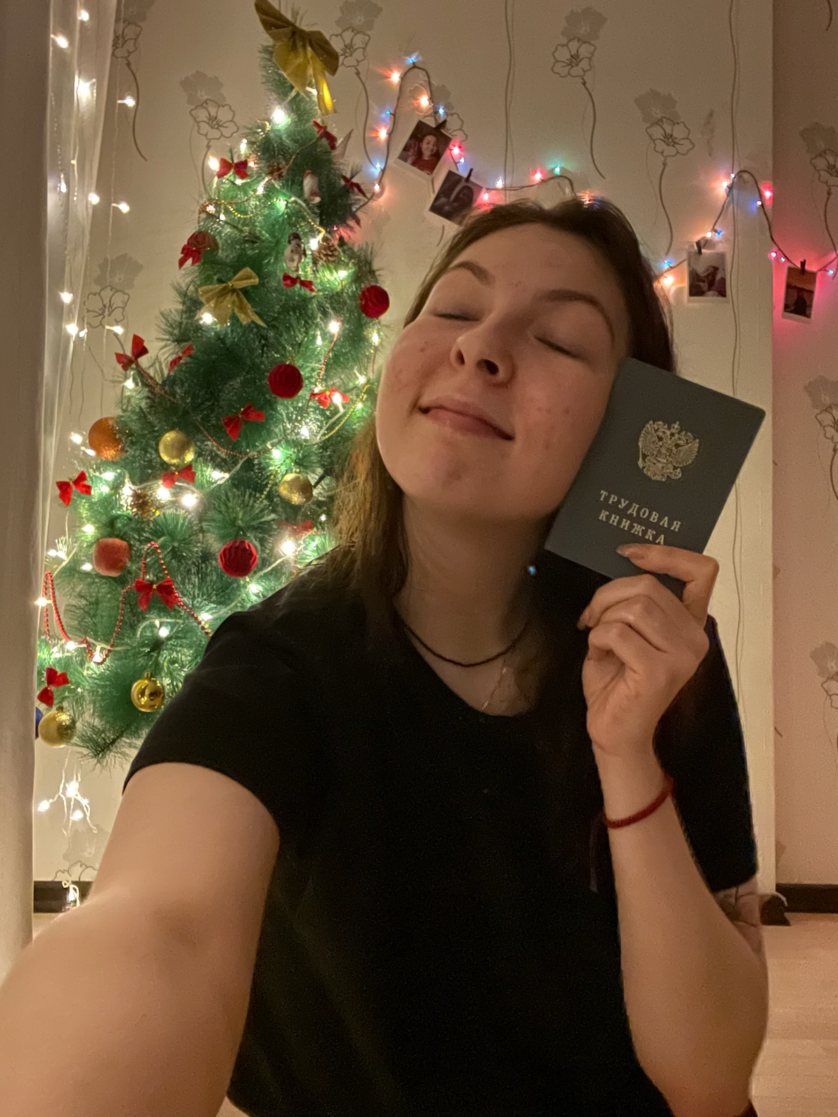 Всех с праздником✨
Сегодня я решила рассказать свою историю | Сетка — социальная сеть от hh.ru