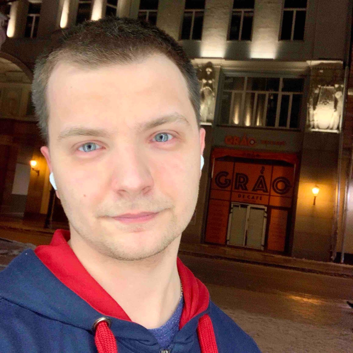 Александр Васильев