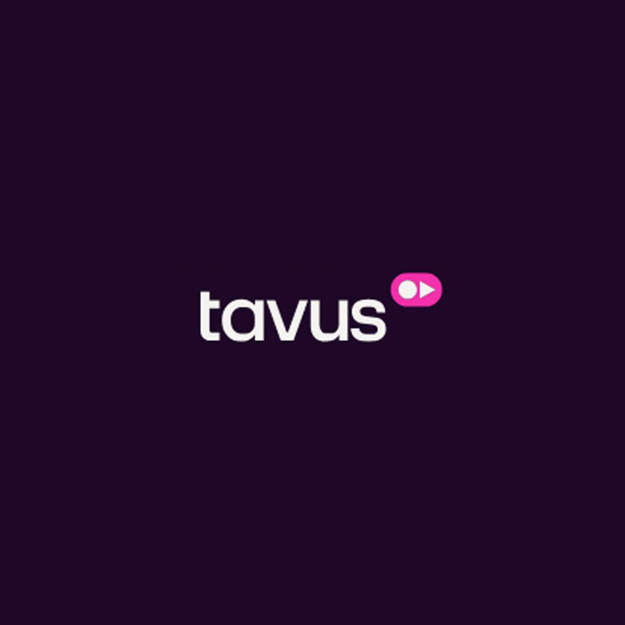 AI Санта от Tavus - видеочат с Сантой в реальном времени на 30 языках.
ИЗ-ЗА: Границы. 
Сайт: https://santa.tavus.io | Сетка — социальная сеть от hh.ru
