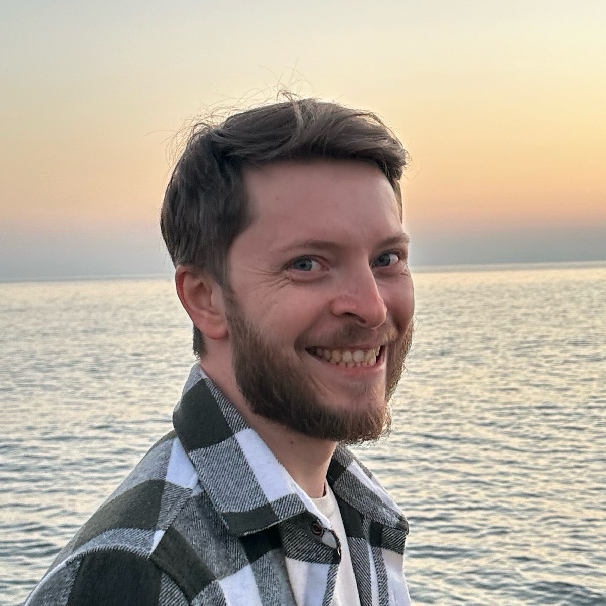 Артем Мочалов | Сетка — социальная сеть от hh.ru