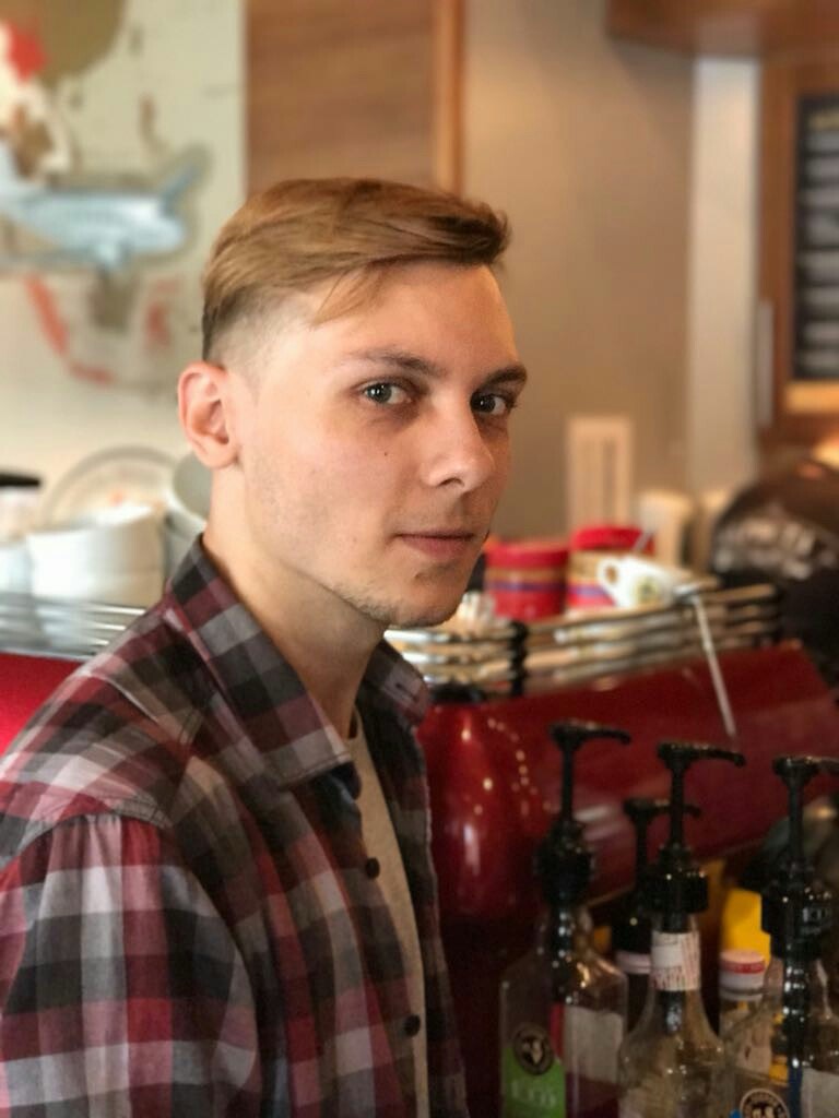 Юрий Аулов