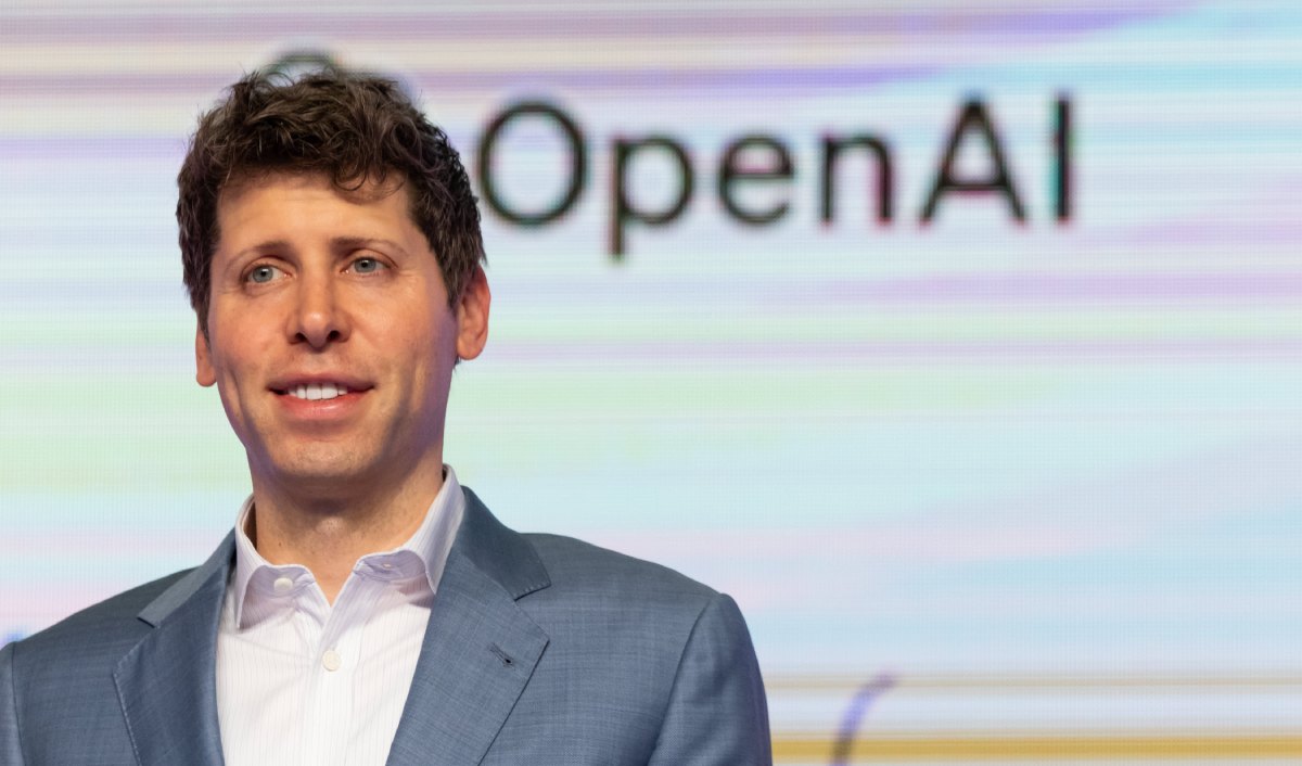 Гендиректора OpenAI Сэма Альтмана обвинили в сексуальных домогательствах | Сетка — социальная сеть от hh.ru