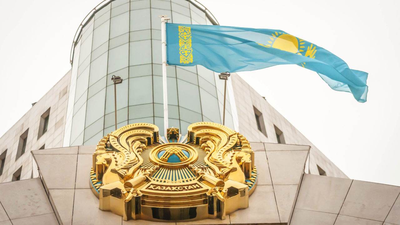 В Казахстане ликвидировали 3500 незаконных криптовалютных платформ | Сетка — социальная сеть от hh.ru