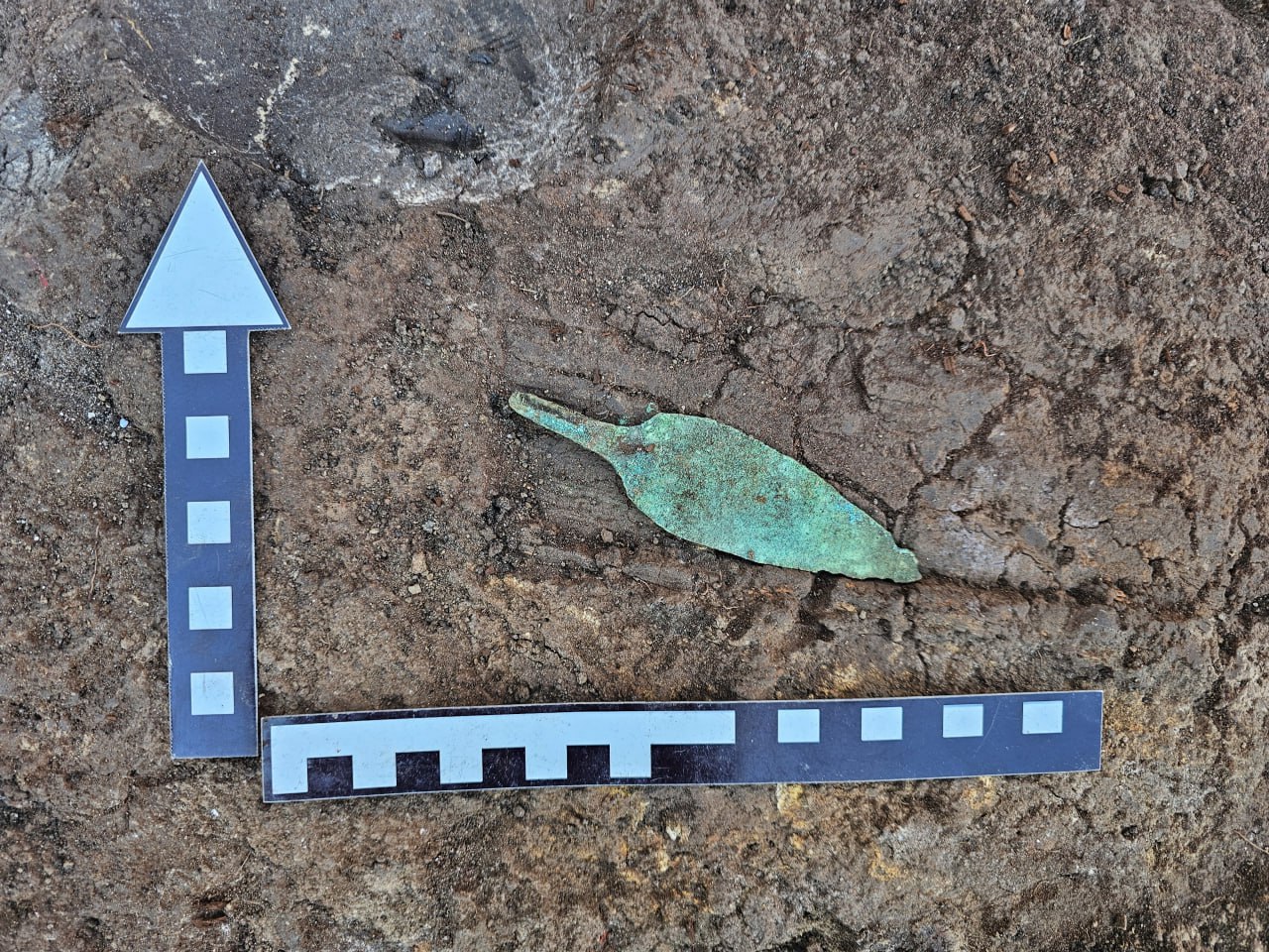 🏺Древние курганы раскопали археологи под Кисловодском
27 декабря начались раскопки памятников федерального значения «Рыбные пруды». Специалисты изучают три кургана | Сетка — социальная сеть от hh.ru