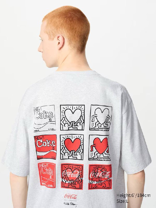Прикол, в американском Uniqlo появилась коллаба с Coca-Cola от Кейт Харринг (дизайнер). Тишки продаются по 25 баксов (2750 рублей), а свитшоты по 40 баксов (4400 рублей) | Сетка — социальная сеть от hh.ru