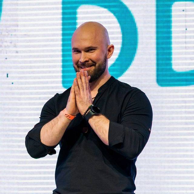 Руслан Когтев