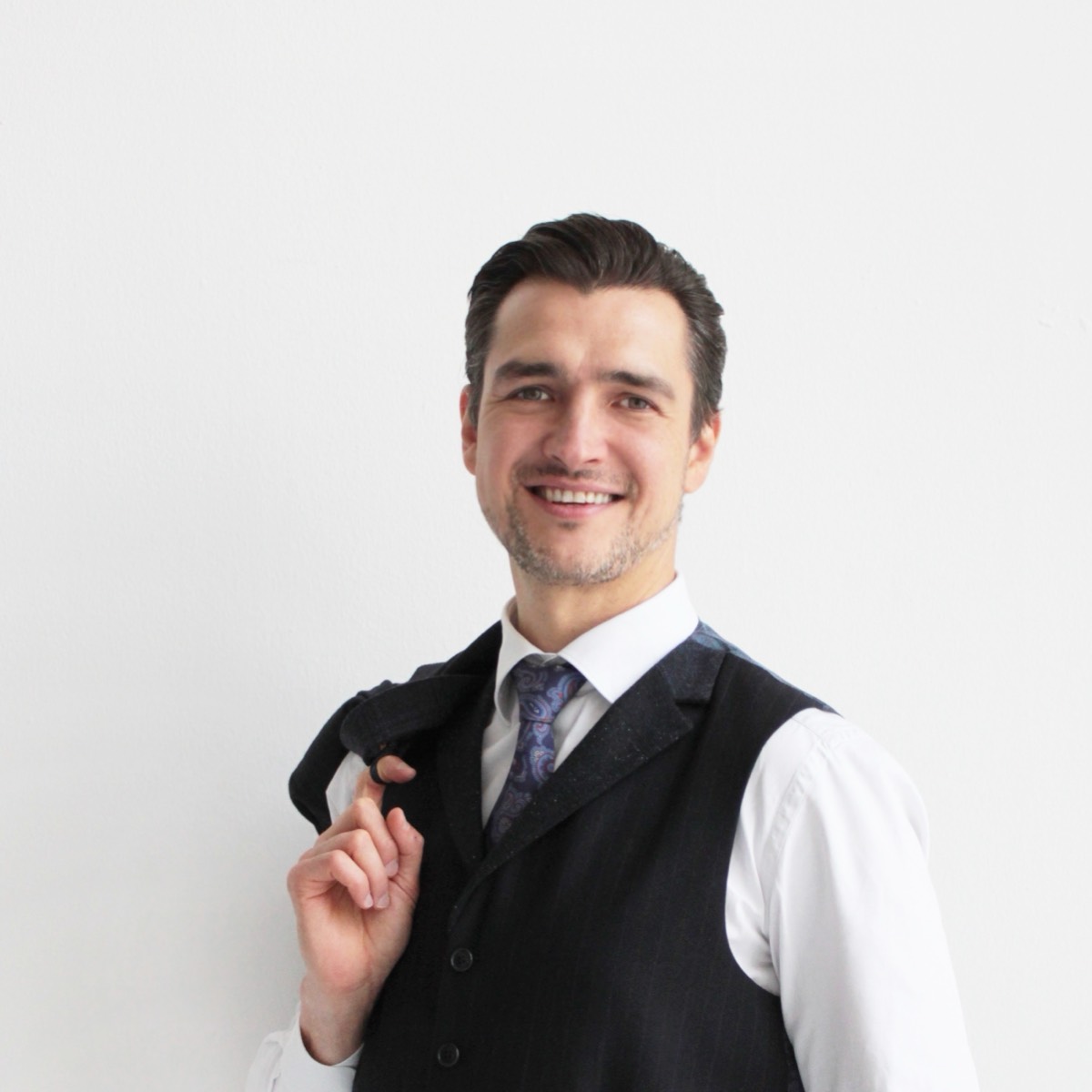 Дамир Хайров | Сетка — социальная сеть от hh.ru