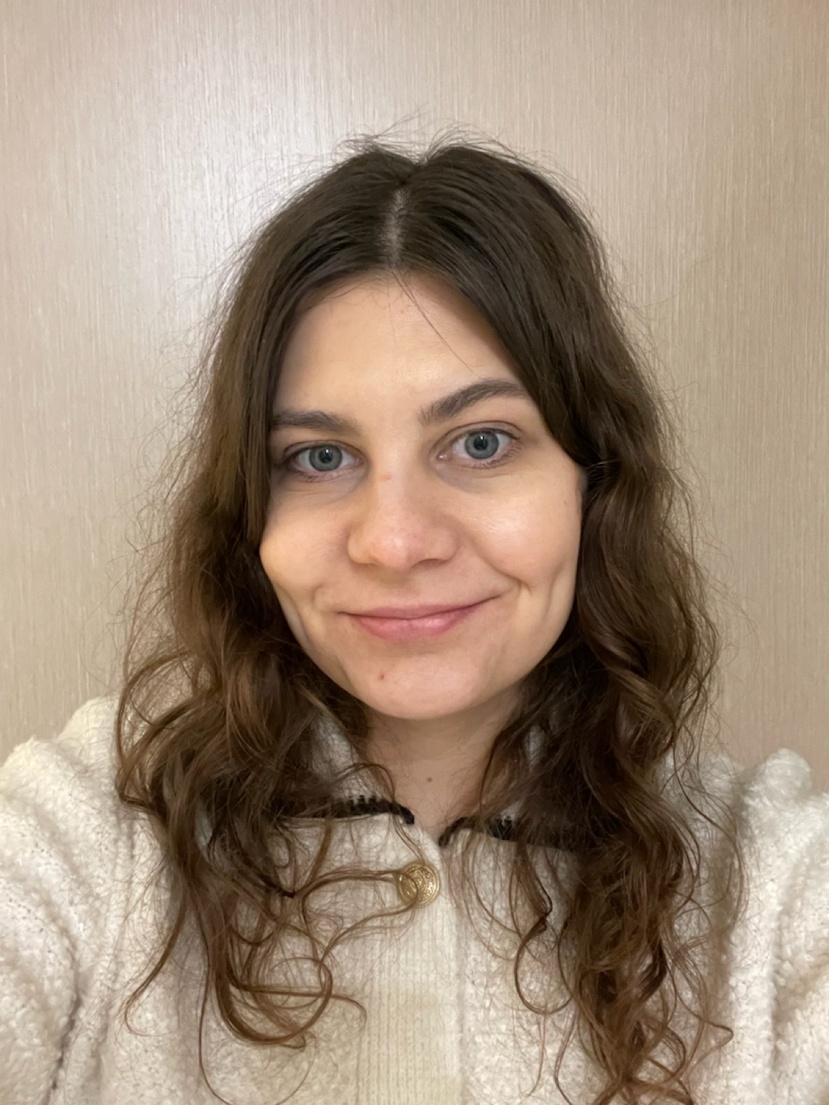 Ищу работу дизайнером 🖌️ | Сетка — социальная сеть от hh.ru