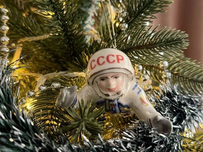 Когда разбираете елку? Да, вопрос не в бровь, а в глаз))) | Сетка — социальная сеть от hh.ru