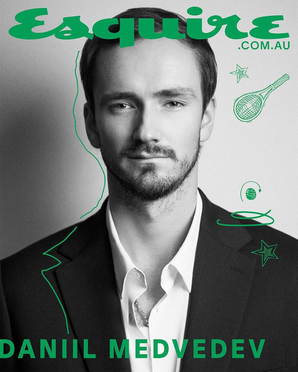 #Артем Снова.
Новый повод порадоваться успехам российского теннисиста Даниила Медведева. Еще недавно в честь него бренд Lacoste открыл именной корт во Франции. 
Даниил играет, чтобы победить | Сетка — социальная сеть от hh.ru