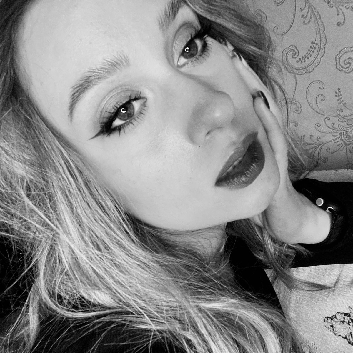 Алина Жмылёва | Сетка — социальная сеть от hh.ru