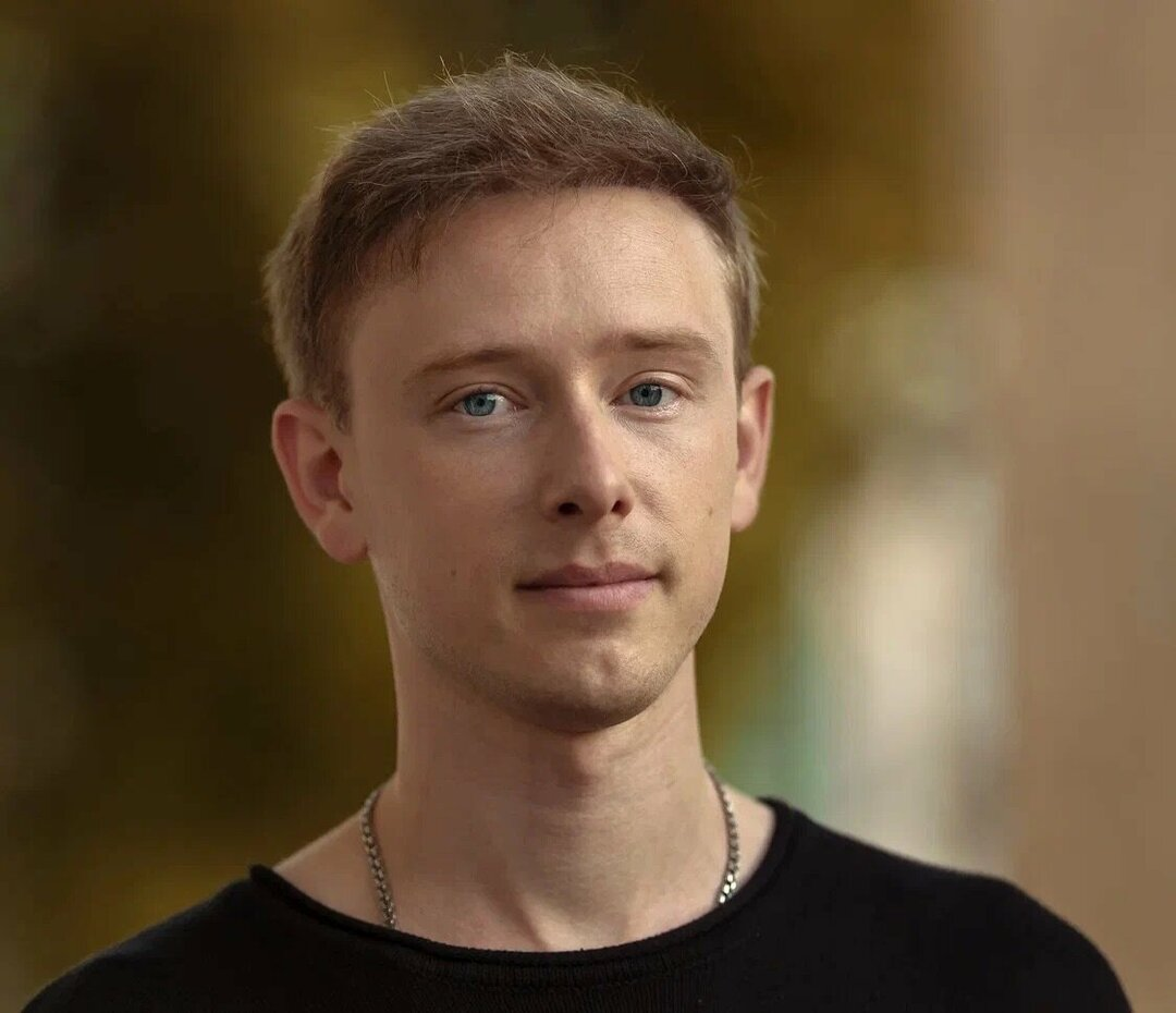 🎧 Добавьте своему креативу узнаваемый голос | Сетка — социальная сеть от hh.ru