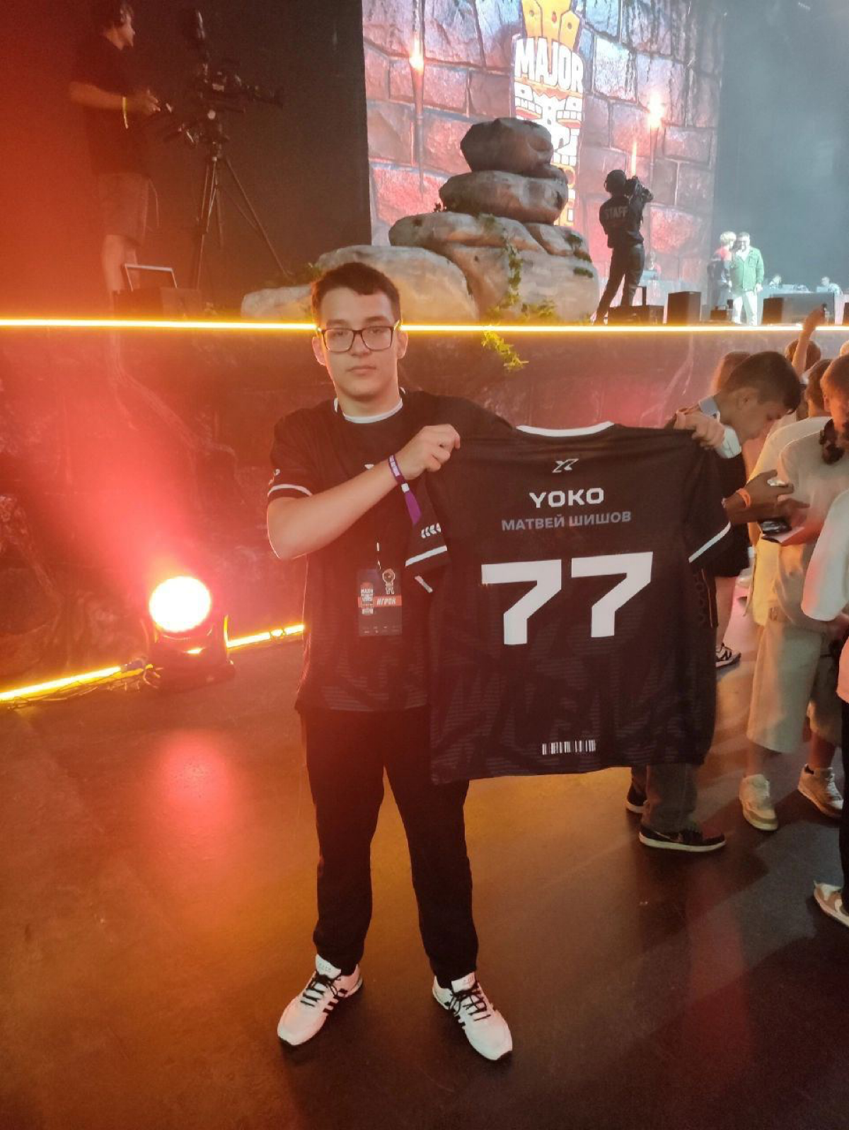 Vision (00) locked. XTeam
Season 24/25 jersey
Tg - t.me/yokograph | Сетка — социальная сеть от hh.ru