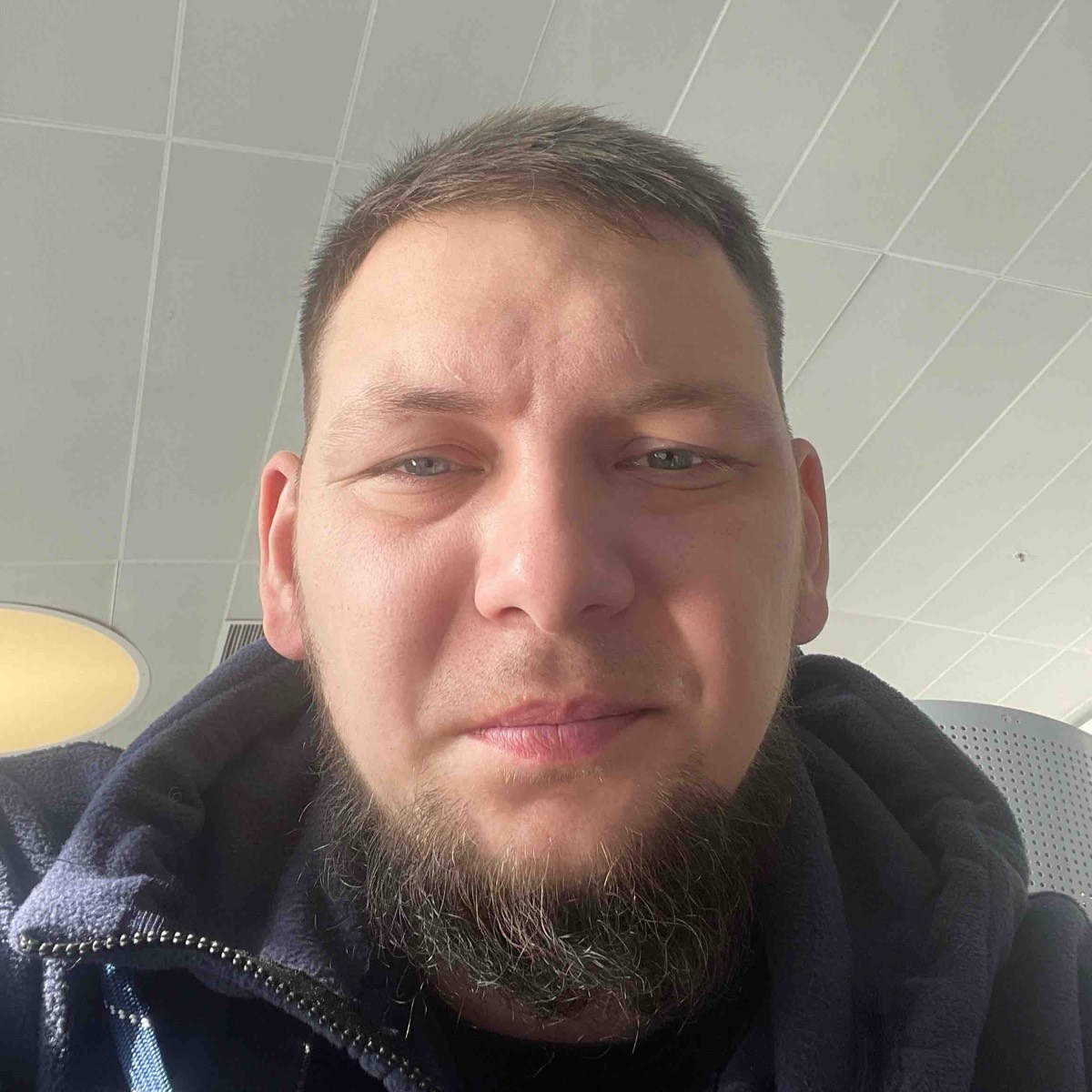 Денис Попов