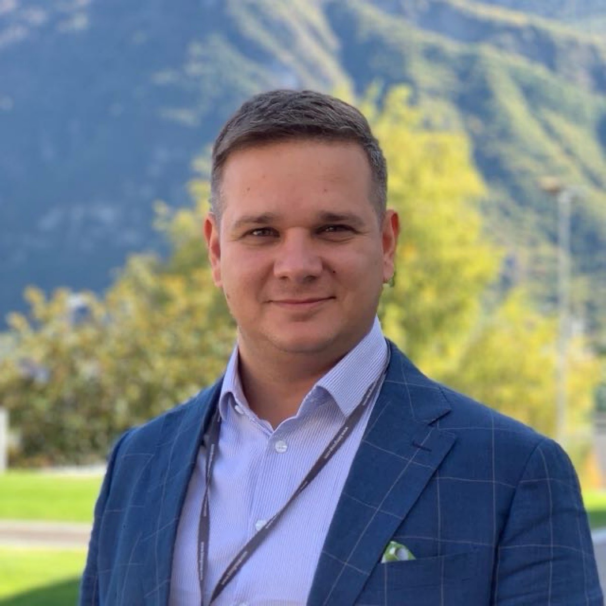 Антон Астапов