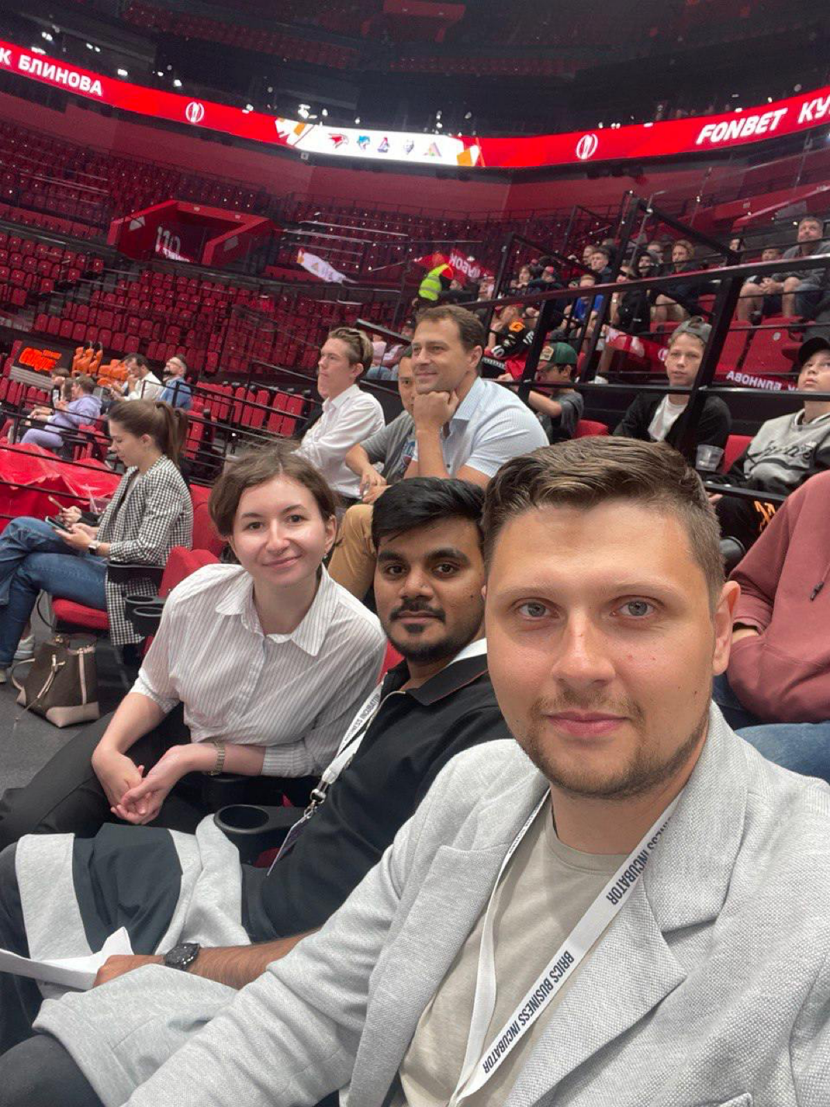 Человечность:
Это не просто модное слово, это фундамент нашего общества | Сетка — социальная сеть от hh.ru