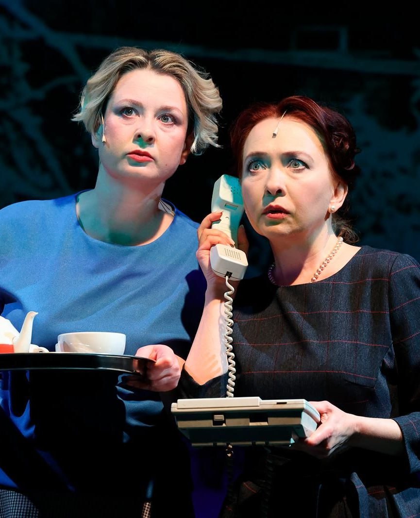 🎭«Театральный бульвар» представляет афишу спектаклей на неделю
В понедельник 13 января:
Спектакль «Тётка Чарлея» 18+
📍«Театр на Трубной», Неглинная ул., д. 29, стр | Сетка — социальная сеть от hh.ru