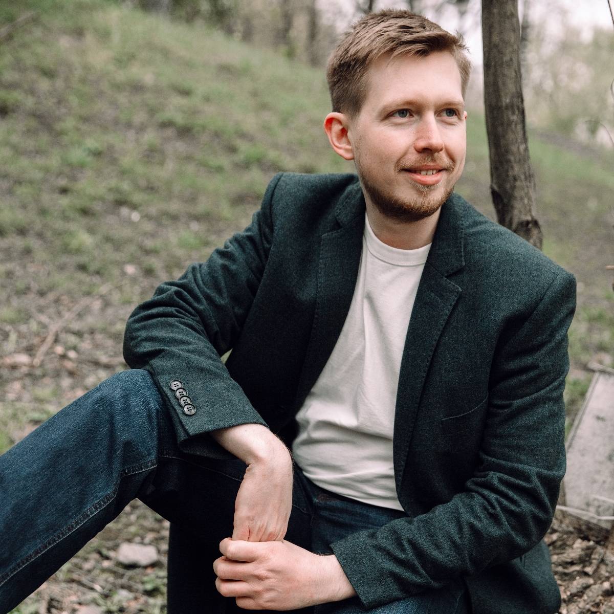 Евгений Литвинов