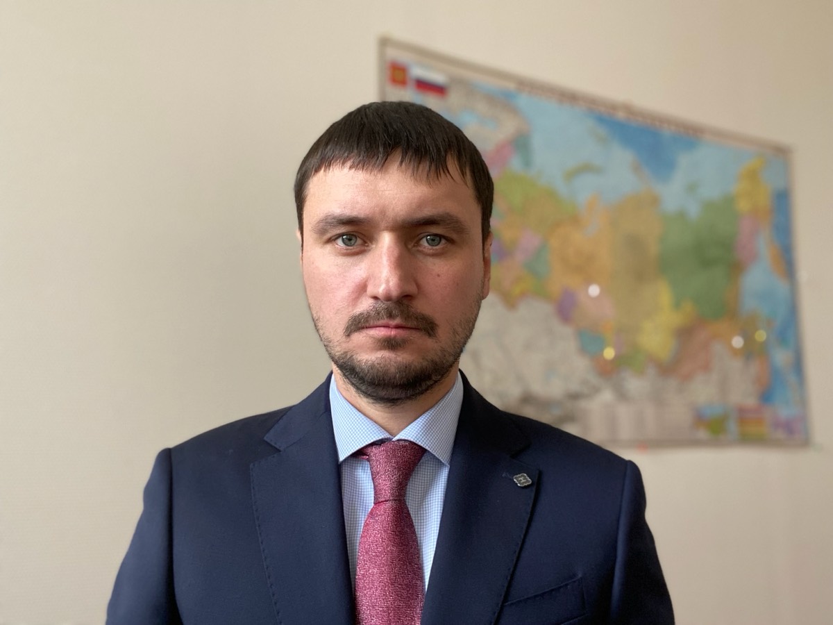 Олег Ефимов