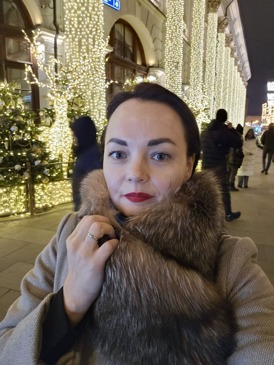 Вот такое сообщение прочитала вчера от хорошей знакомой.
Кстати, кому хорошего консультанта по общепиту (рестораны, кафе) - поделюсь её контактом | Сетка — социальная сеть от hh.ru