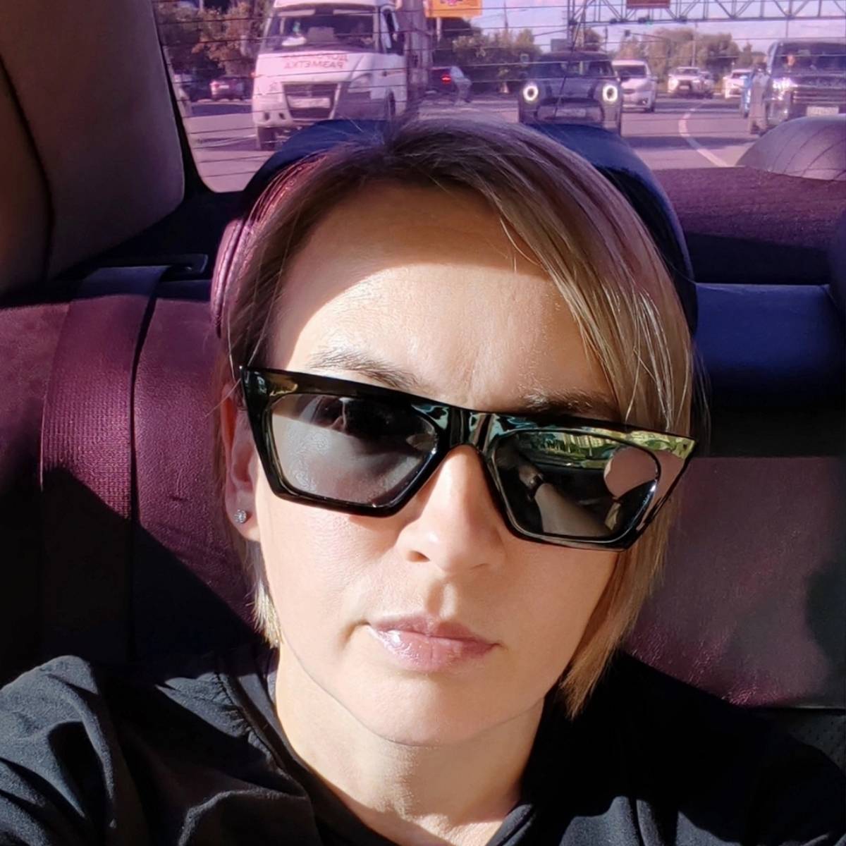 Влада Баталова