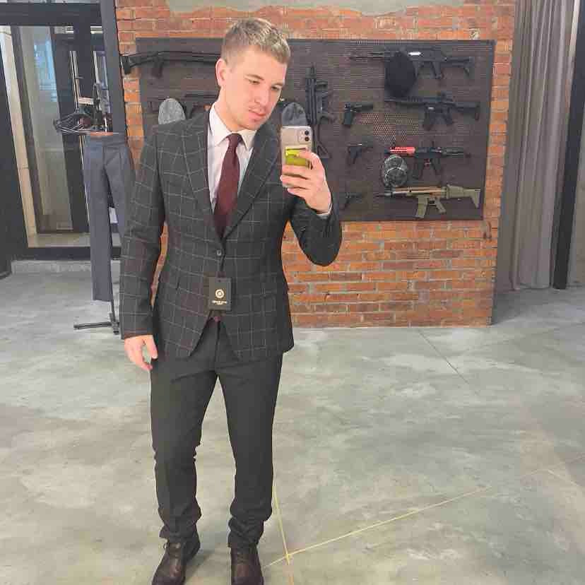 Михаил Демиденко