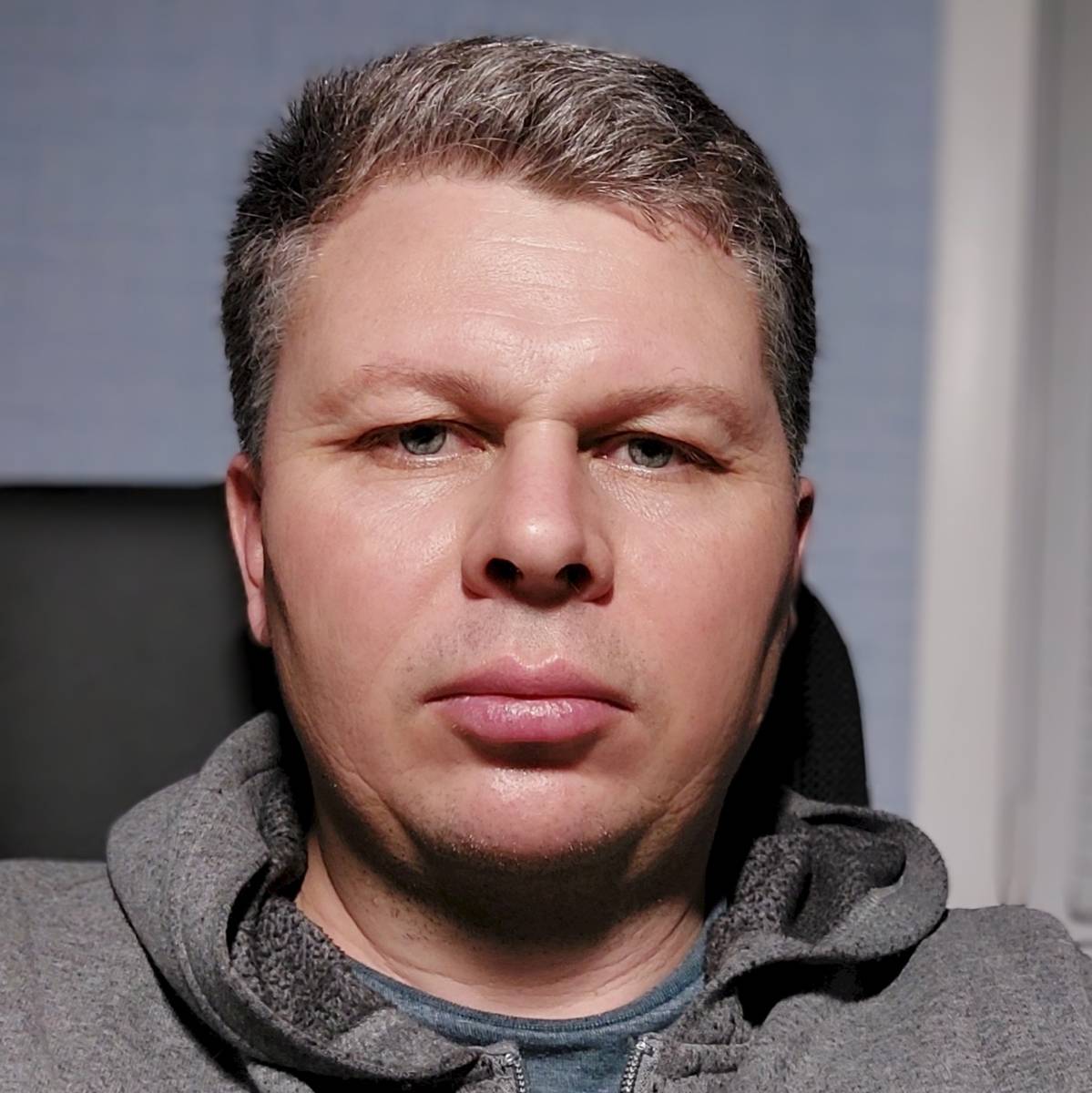 Руслан Ахмятзанов | Сетка — социальная сеть от hh.ru