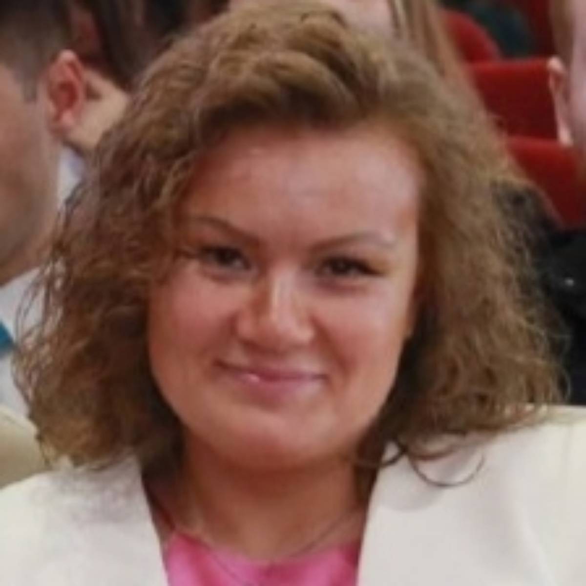 Евгения Леамирд