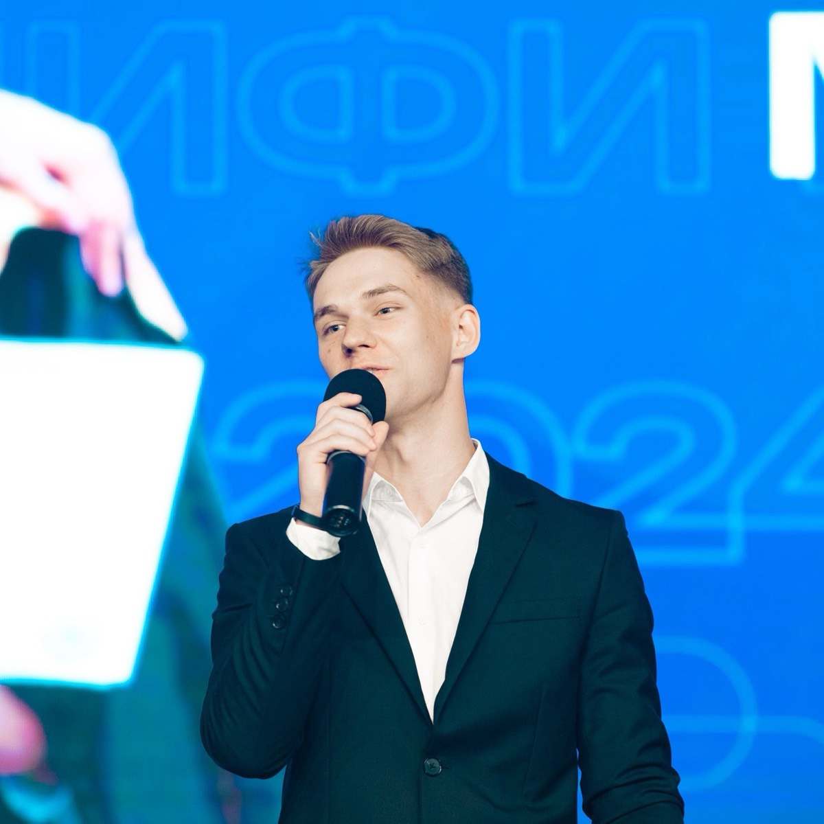 Максим Болотов | Сетка — социальная сеть от hh.ru