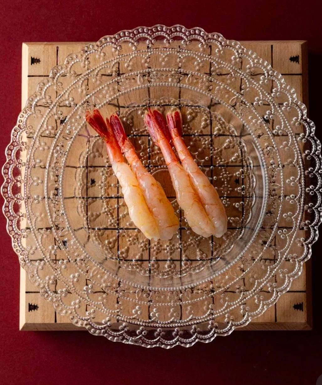 Наша посуда в проекте OSHI Izakaya.
Посуда от Le Coq и Tokyo Design стала частью концепции этого модного пространства.
Такую посуду вы можете приобрести и для своего дома.
roomers.ru | Сетка — социальная сеть от hh.ru
