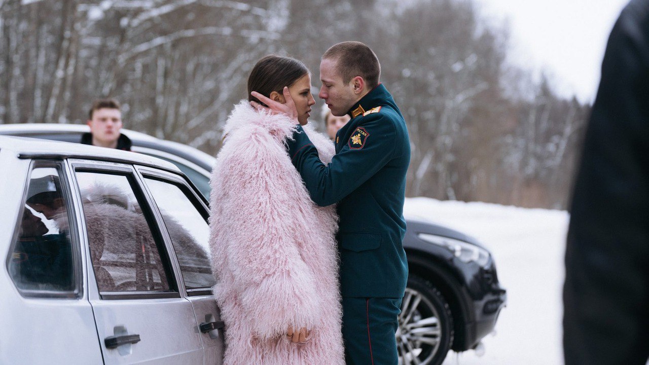 Как вам идея провести вечер за просмотром нового сериала?
1 января на экраны вышел музыкальный сериал «Ландыши. Такая нежная любовь» | Сетка — социальная сеть от hh.ru