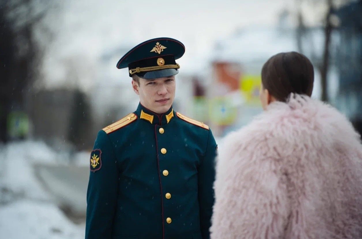 Как вам идея провести вечер за просмотром нового сериала?
1 января на экраны вышел музыкальный сериал «Ландыши. Такая нежная любовь» | Сетка — социальная сеть от hh.ru